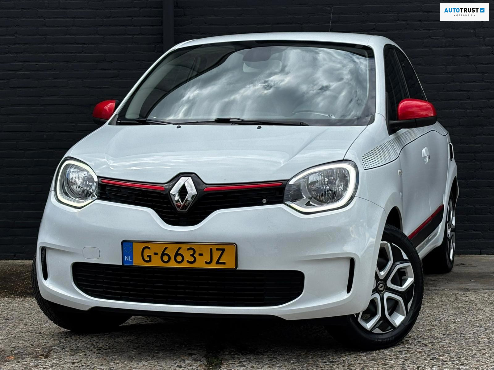 Renault Twingo 1.0 SCe Collection | AIRCO | CRUISE | NWE APK 2019 - voorkant