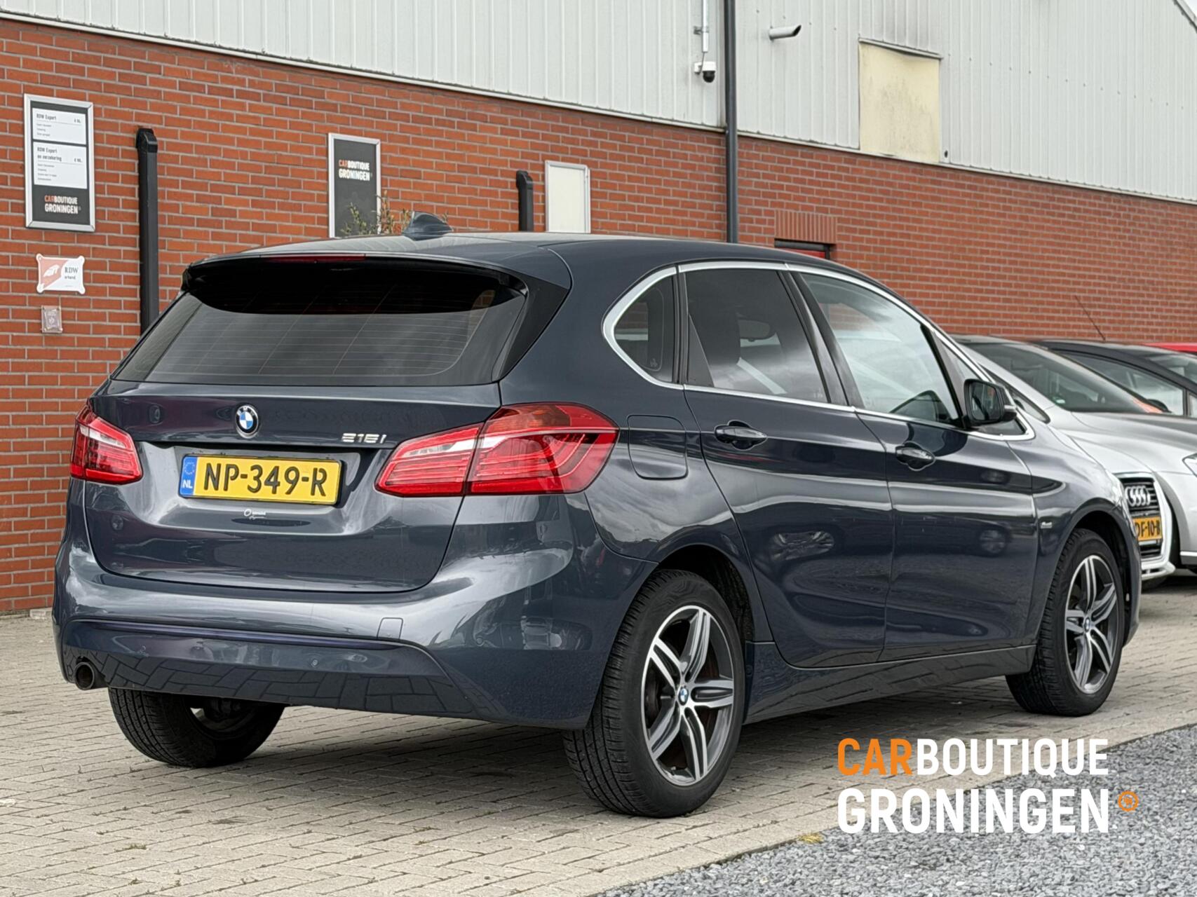Foto van BMW 216i Active Tourer