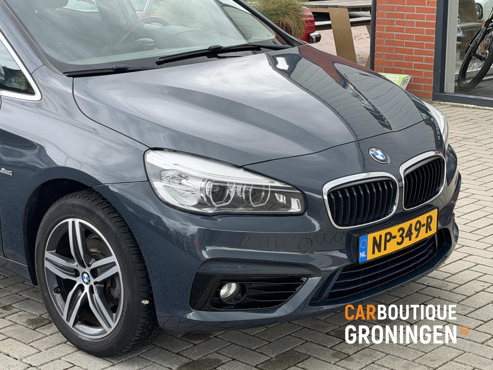 Foto van BMW 216i Active Tourer