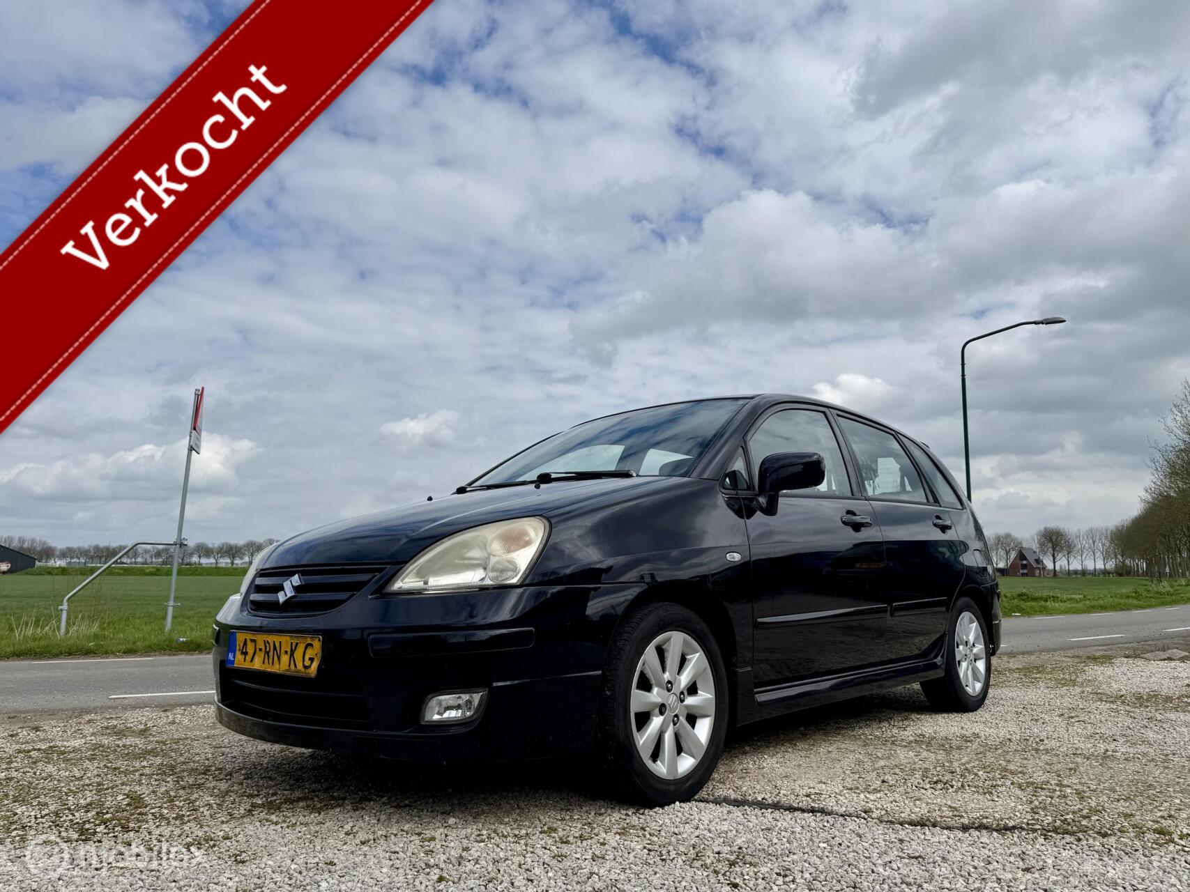 Foto van SUZUKI LIANA
