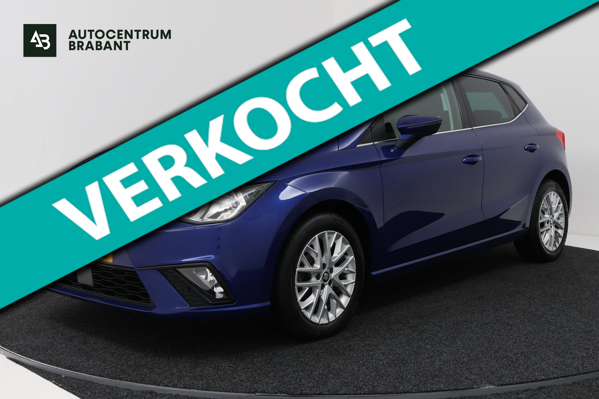 Seat Ibiza 1.0 TSI Style (NAVIGATIE, STOELVERWARMING, CARPLAY, STUURBEDIENING, LM VELGEN) 2017 - voorkant