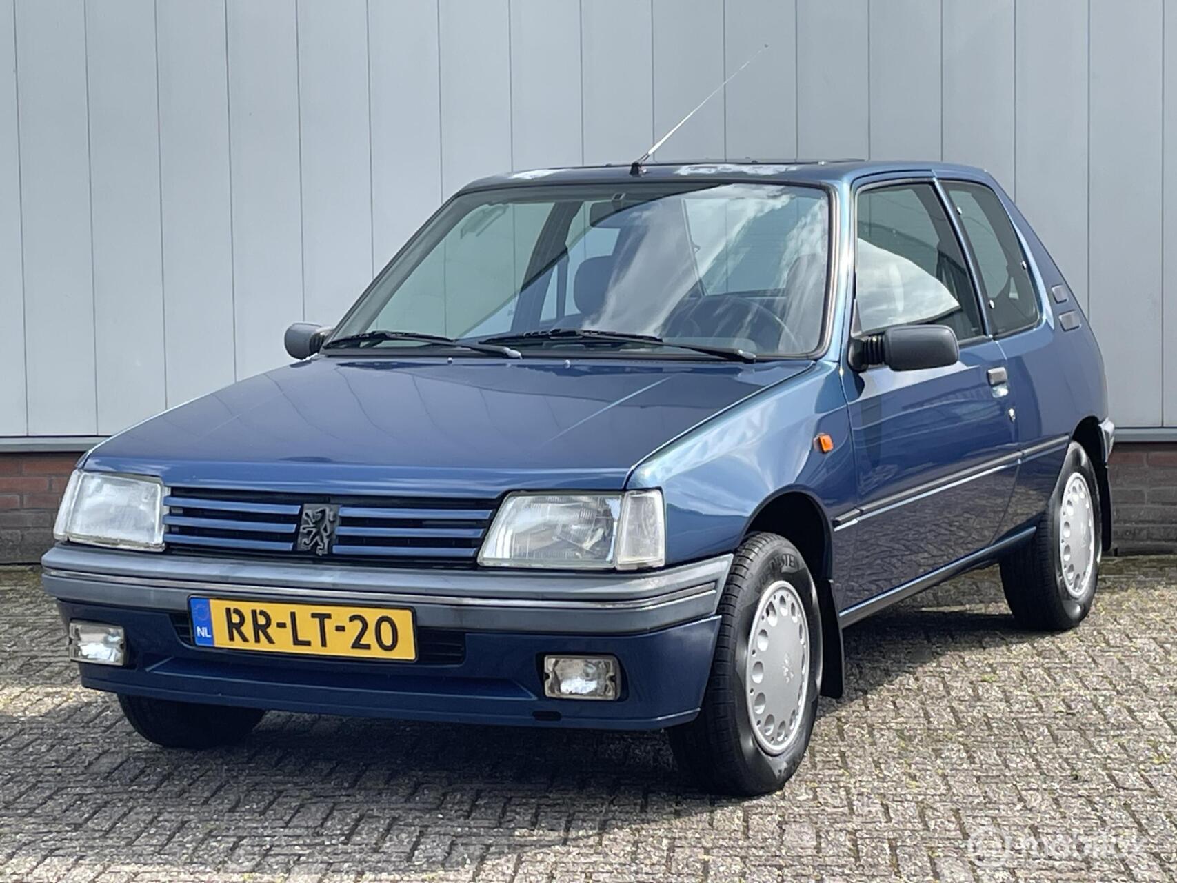Foto van Peugeot 205