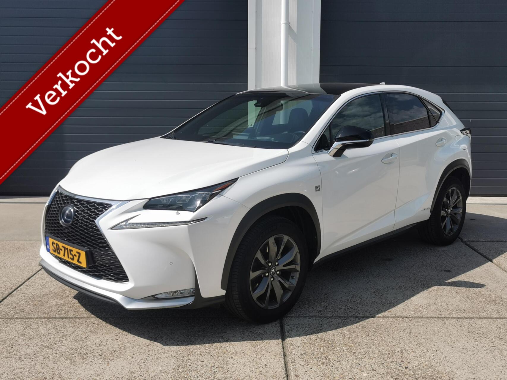 Foto van Lexus NX