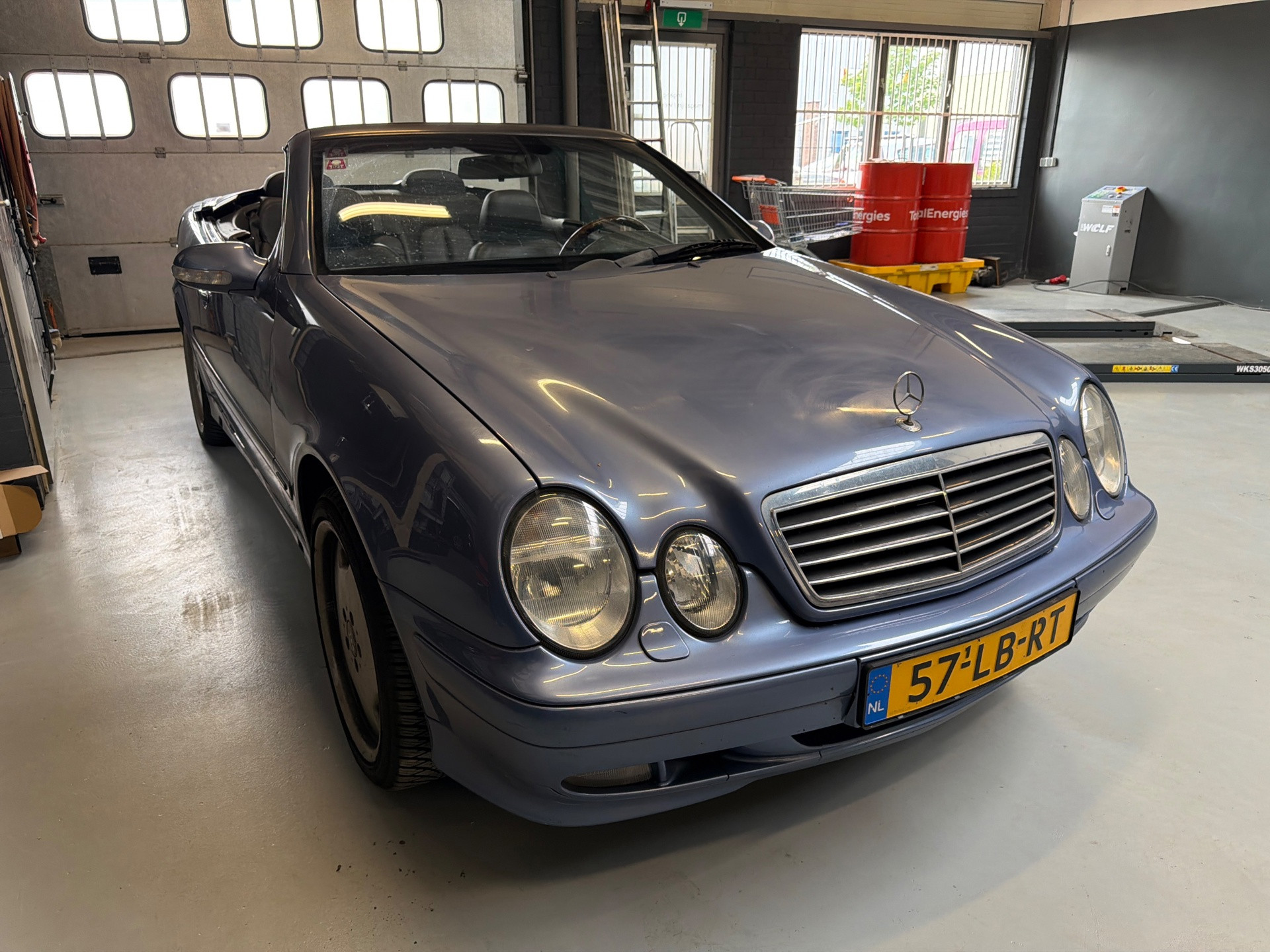 Foto van MERCEDES-BENZ CLK 230 KOMPRESSOR
