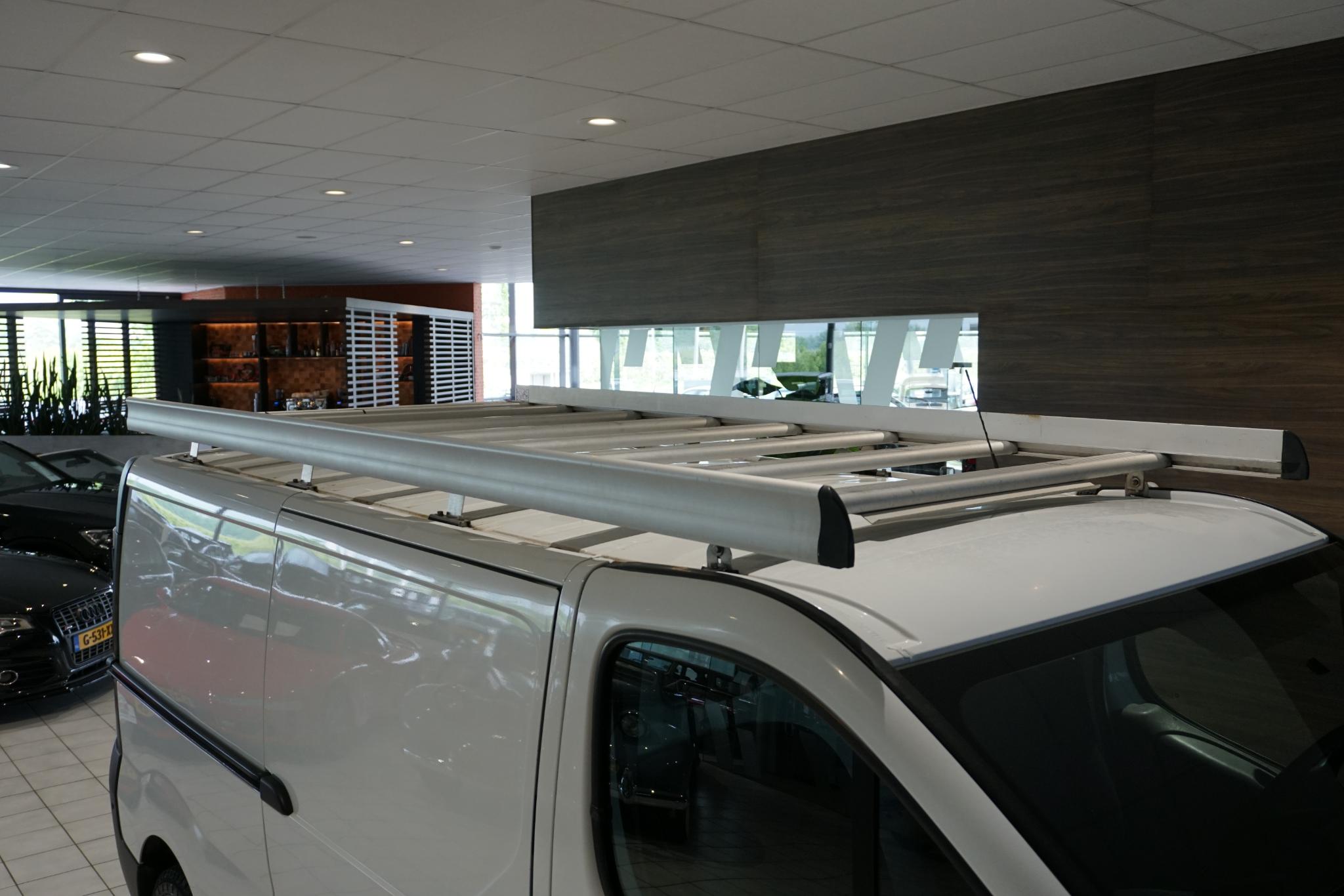 Foto van Opel Vivaro