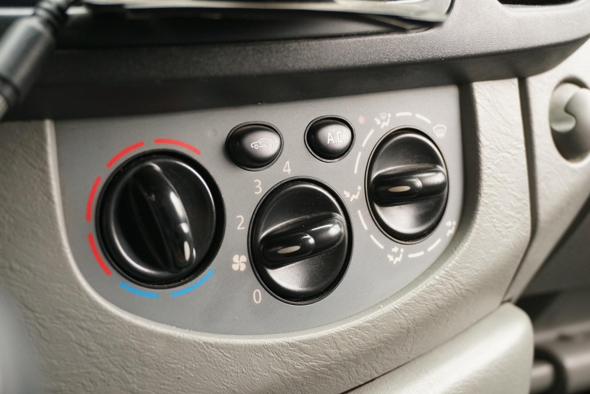 Foto van Opel Vivaro