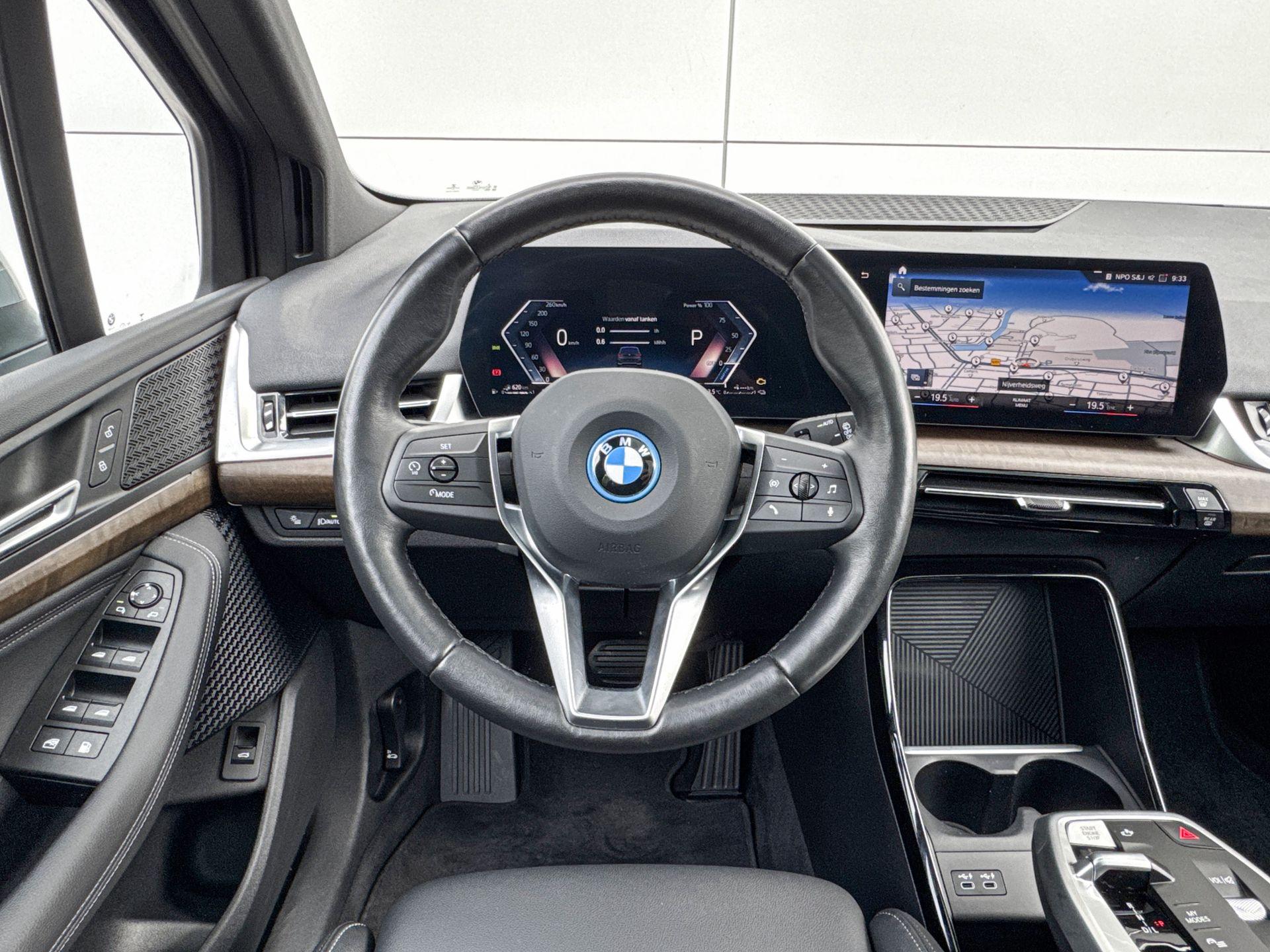 Foto van BMW 225e xDrive Active Tourer