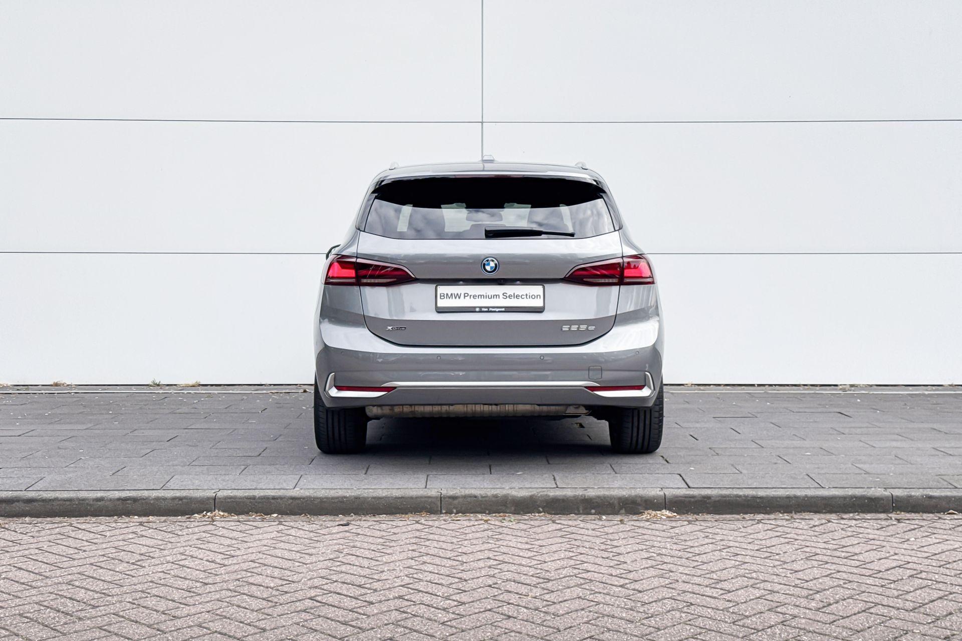 Foto van BMW 225e xDrive Active Tourer