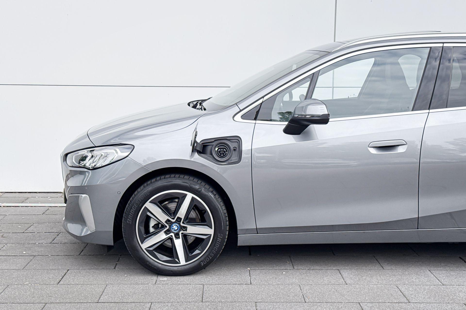 Foto van BMW 225e xDrive Active Tourer