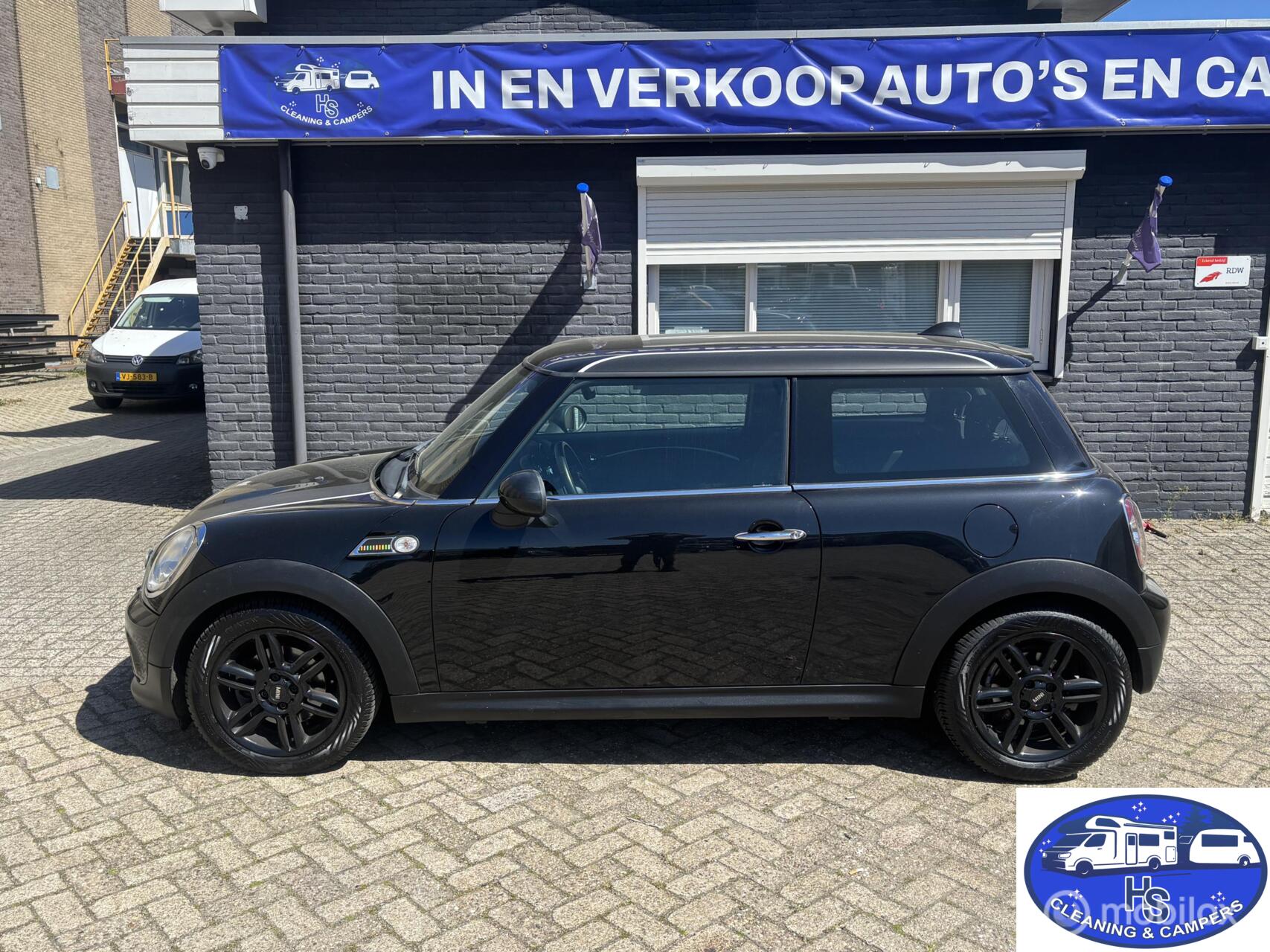 Foto van MINI ONE