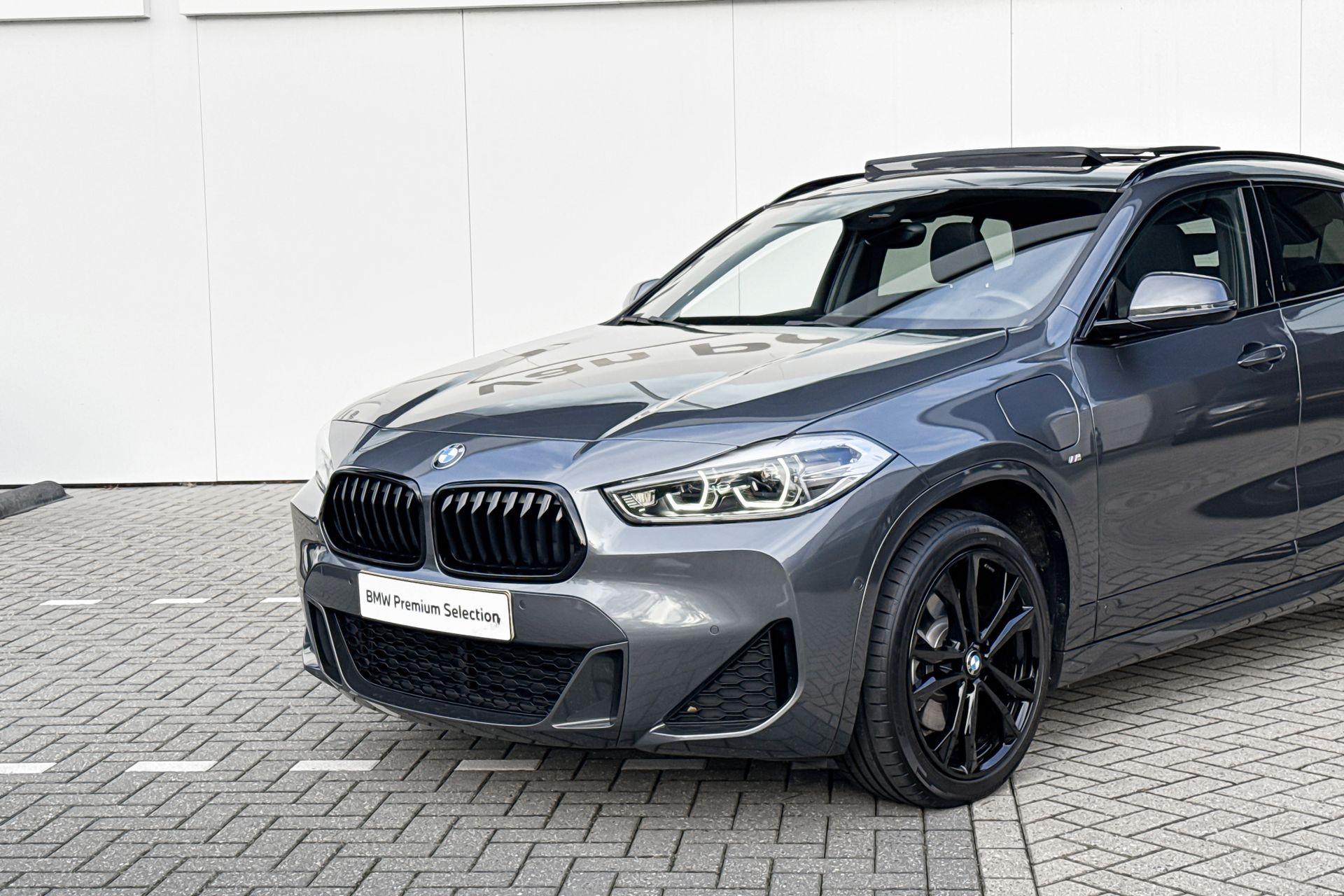Foto van BMW X2 Xdrive25e