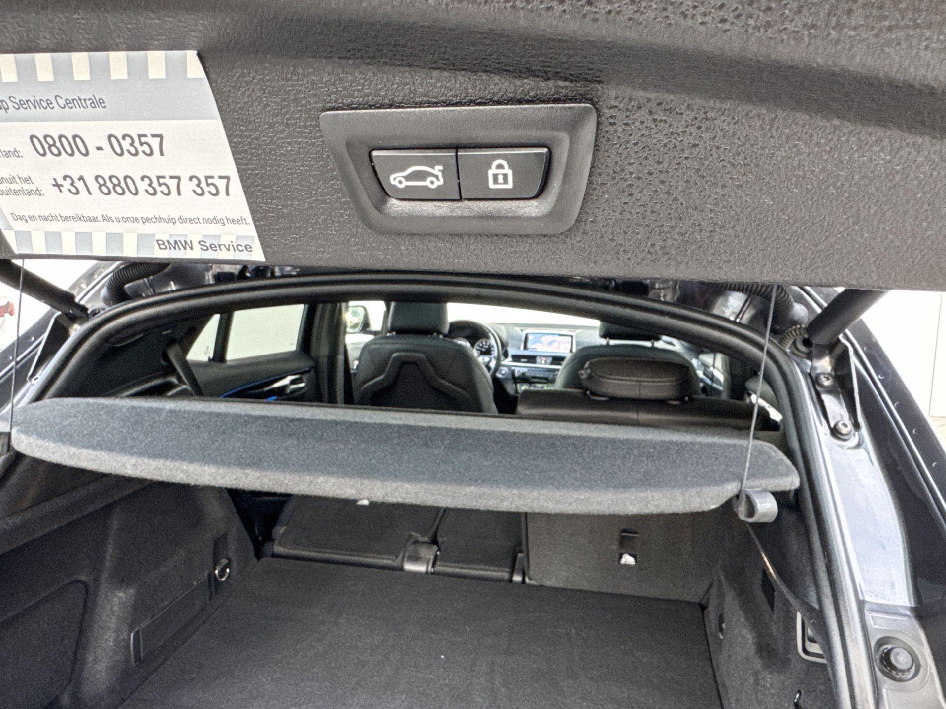 Foto van BMW X2 Xdrive25e