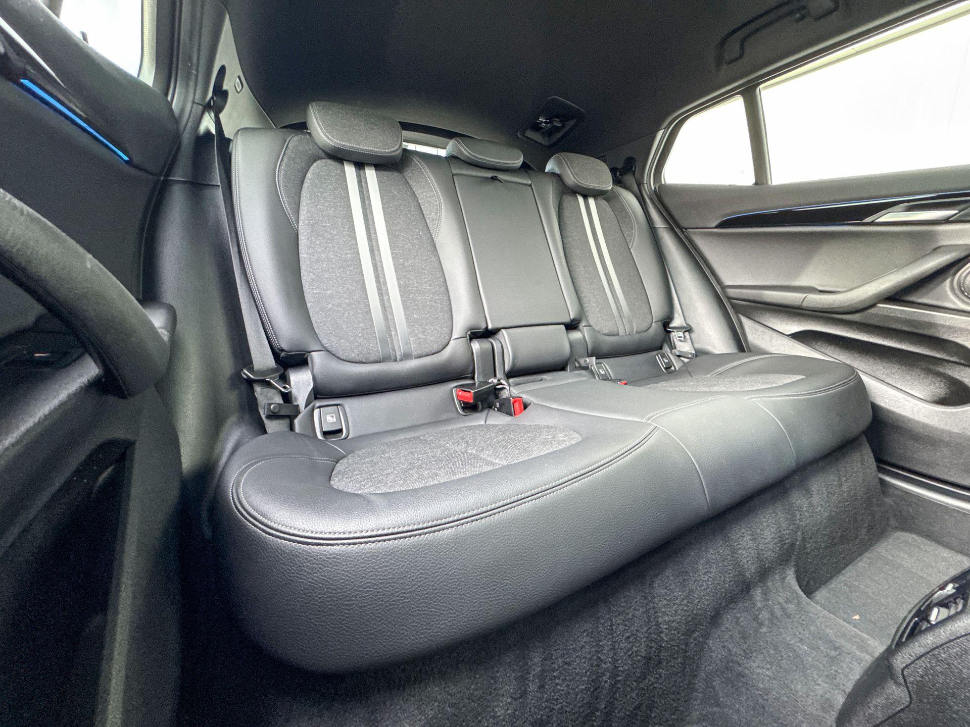 Foto van BMW X2 Xdrive25e