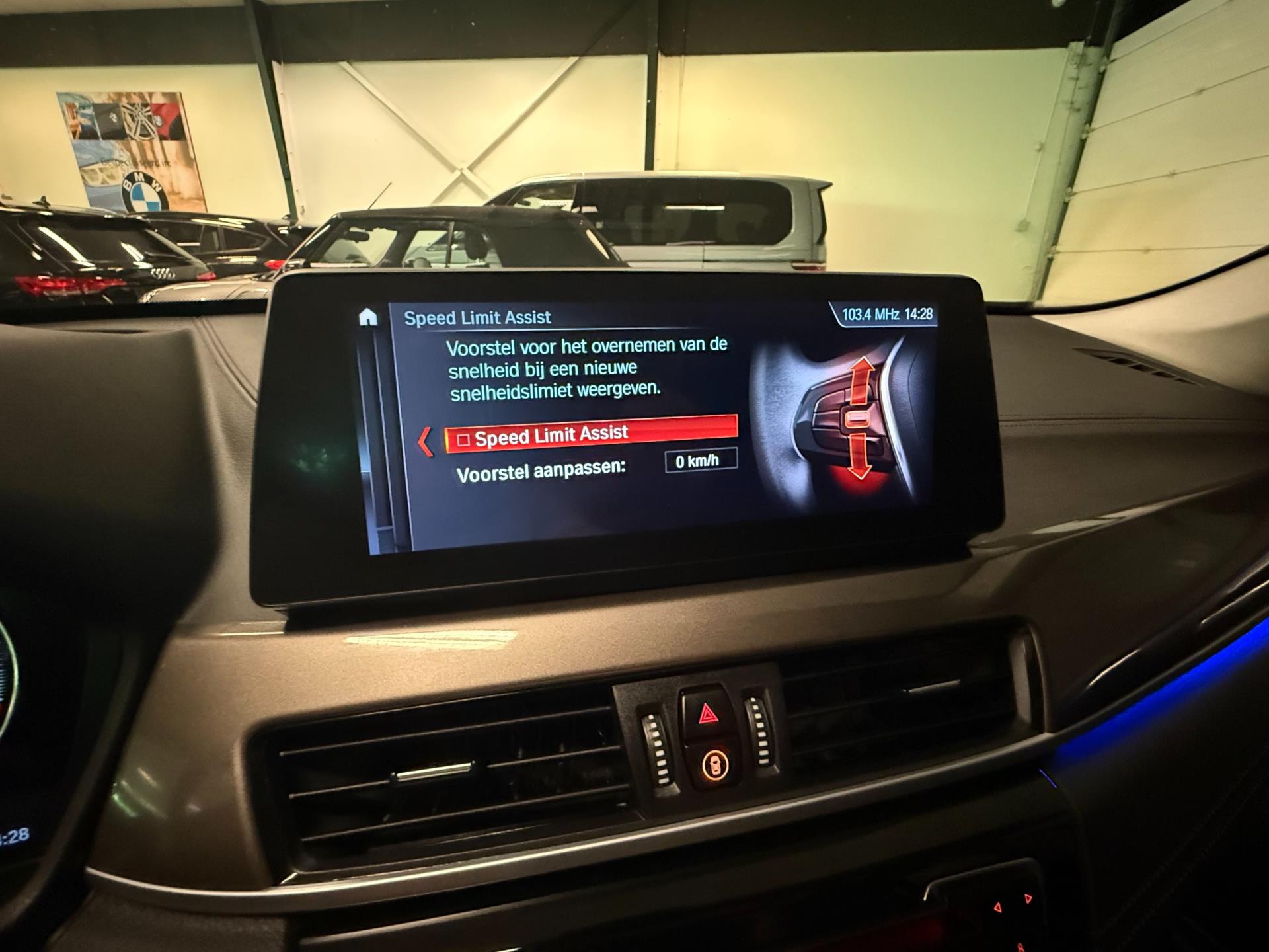 Foto van BMW X1 Sdrive18i