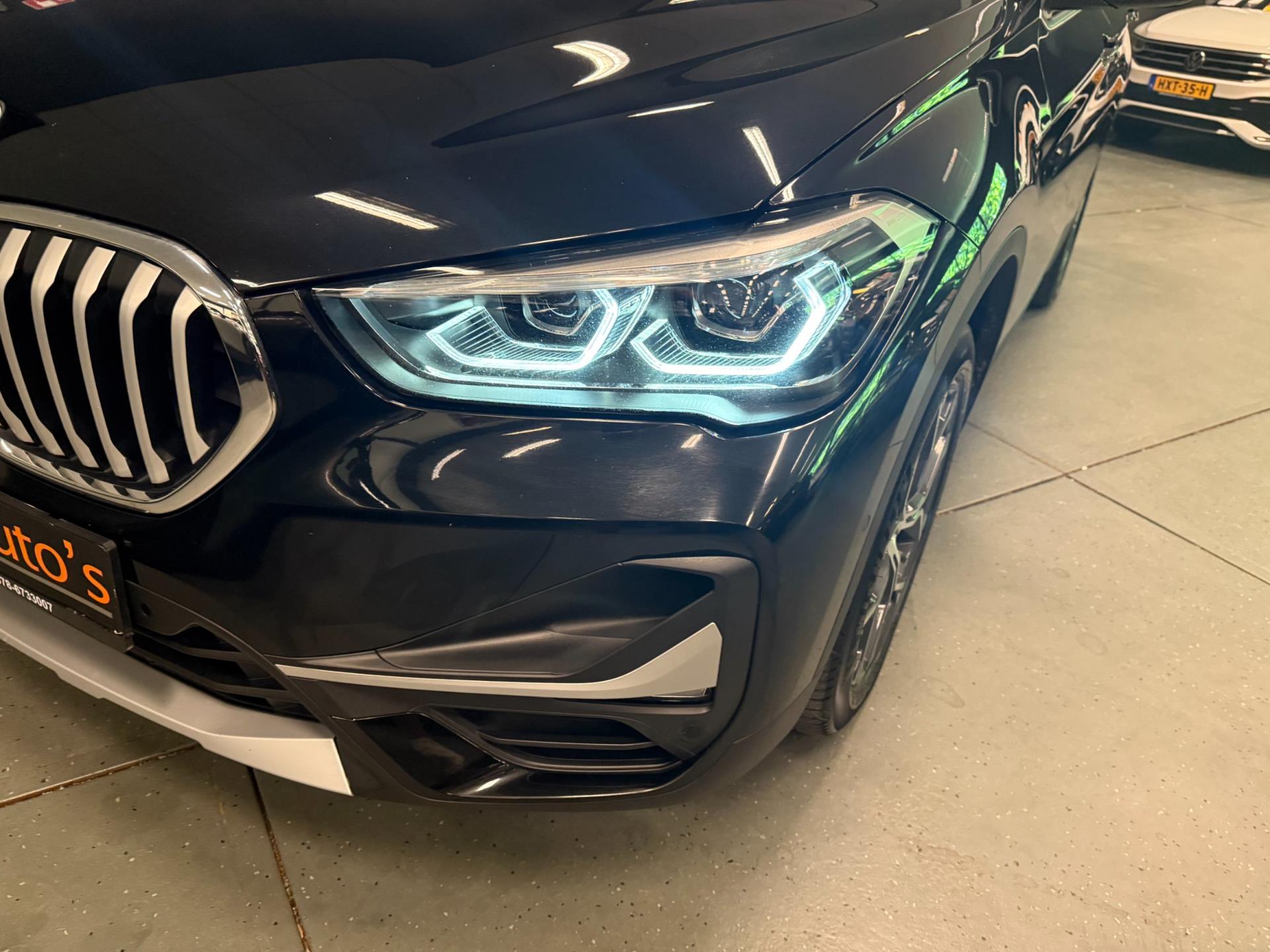 Foto van BMW X1 Sdrive18i