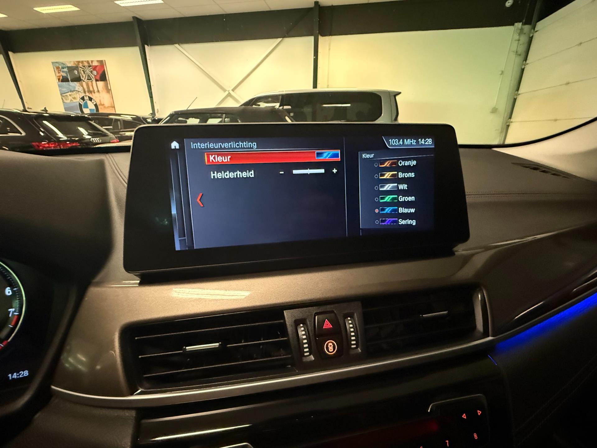 Foto van BMW X1 Sdrive18i