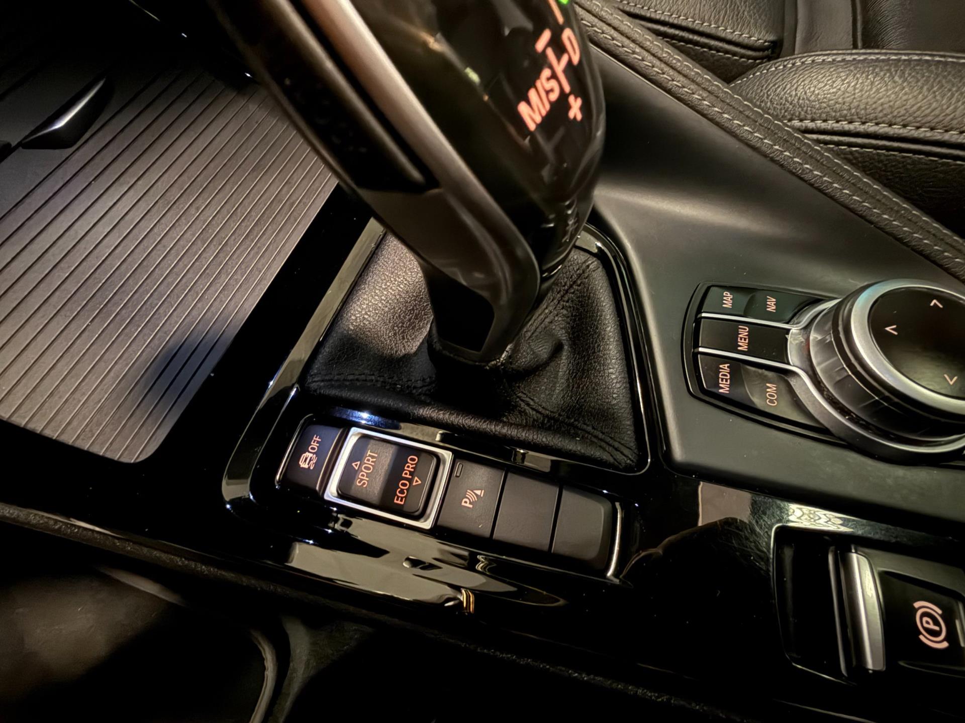 Foto van BMW X1 Sdrive18i