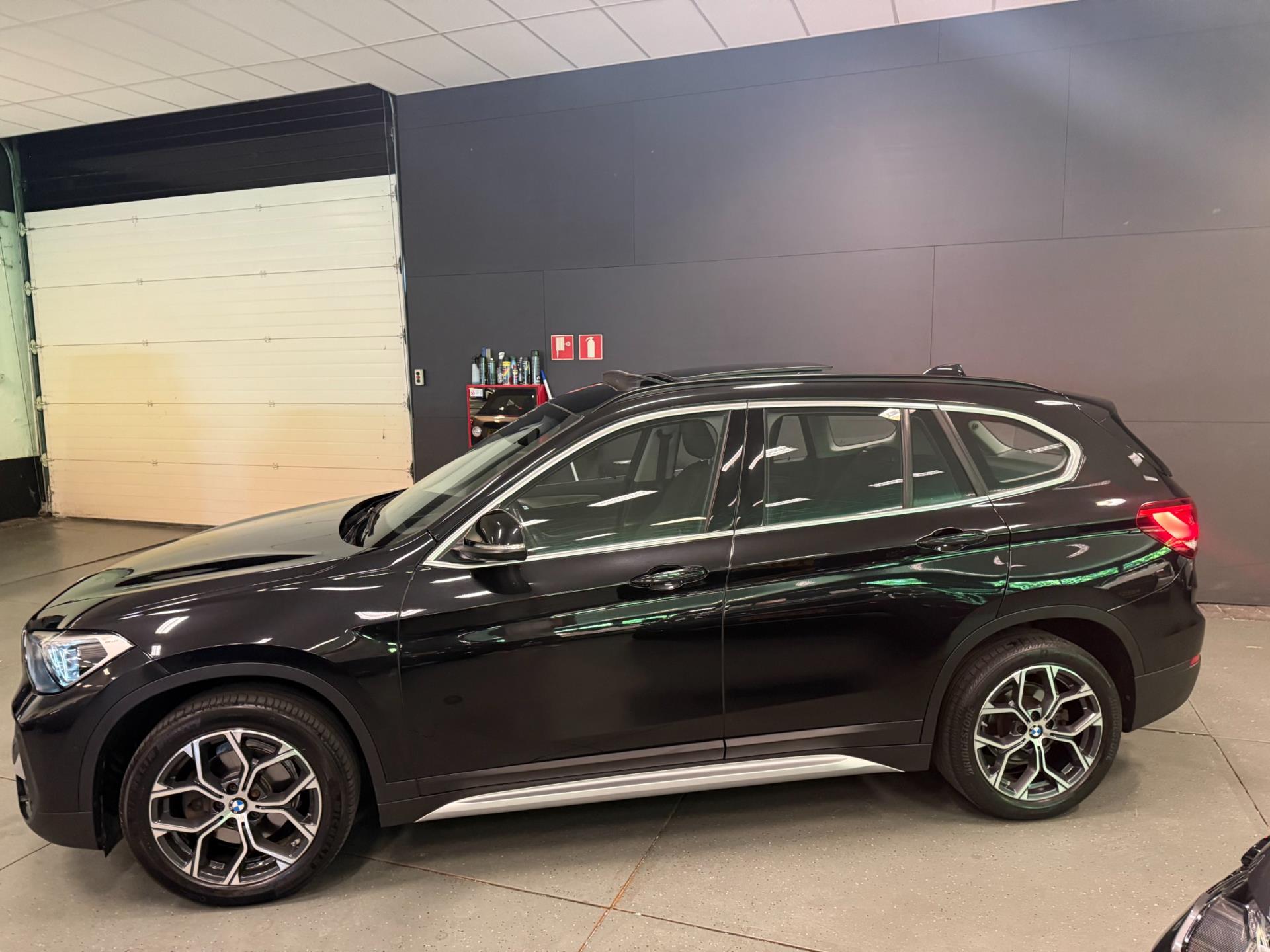 Foto van BMW X1 Sdrive18i