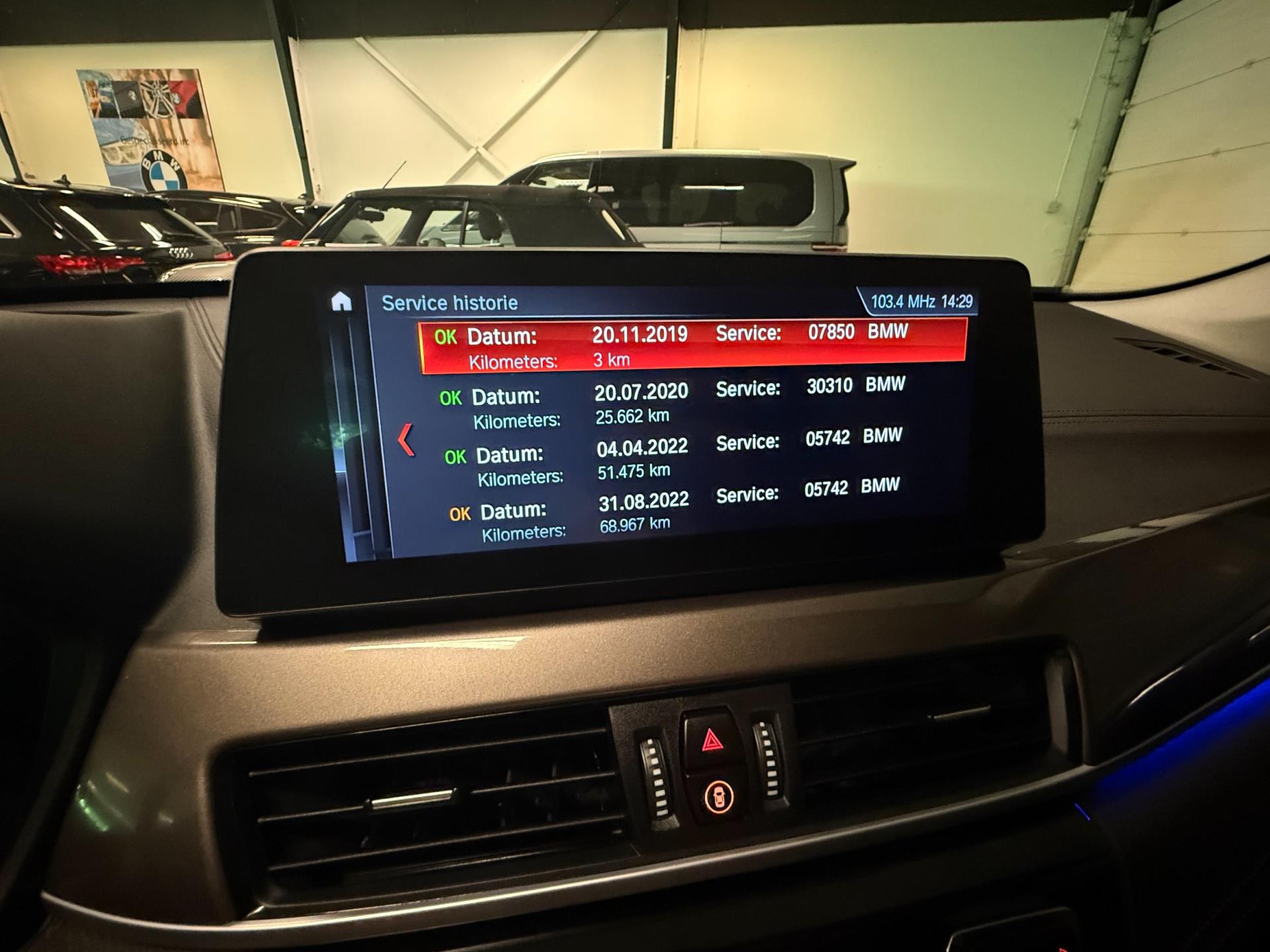 Foto van BMW X1 Sdrive18i