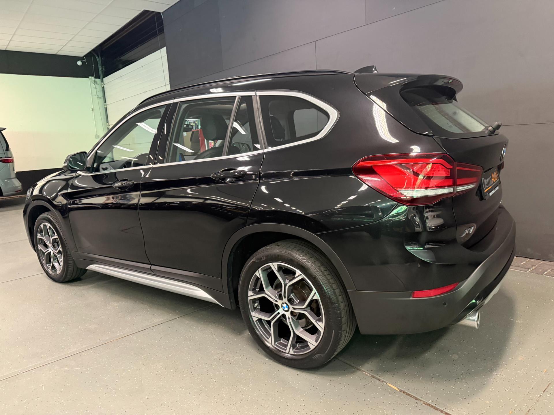 Foto van BMW X1 Sdrive18i