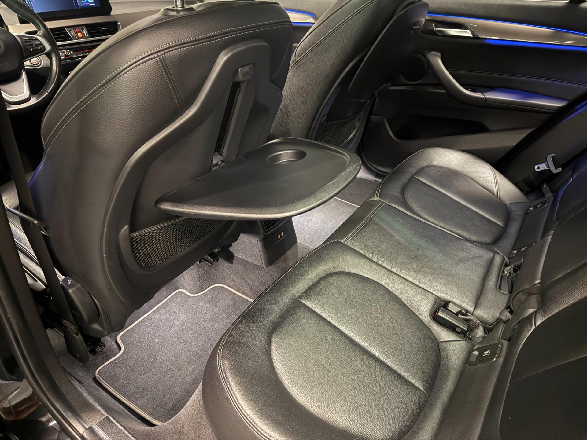 Foto van BMW X1 Sdrive18i
