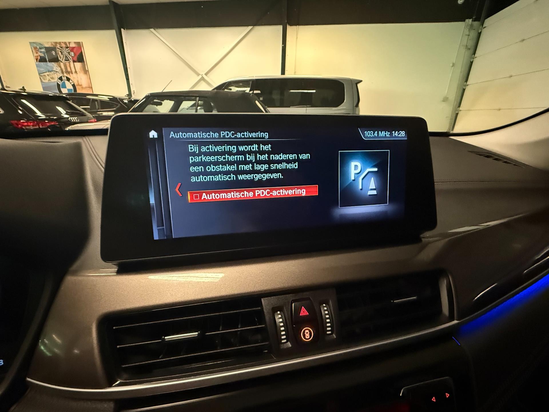 Foto van BMW X1 Sdrive18i