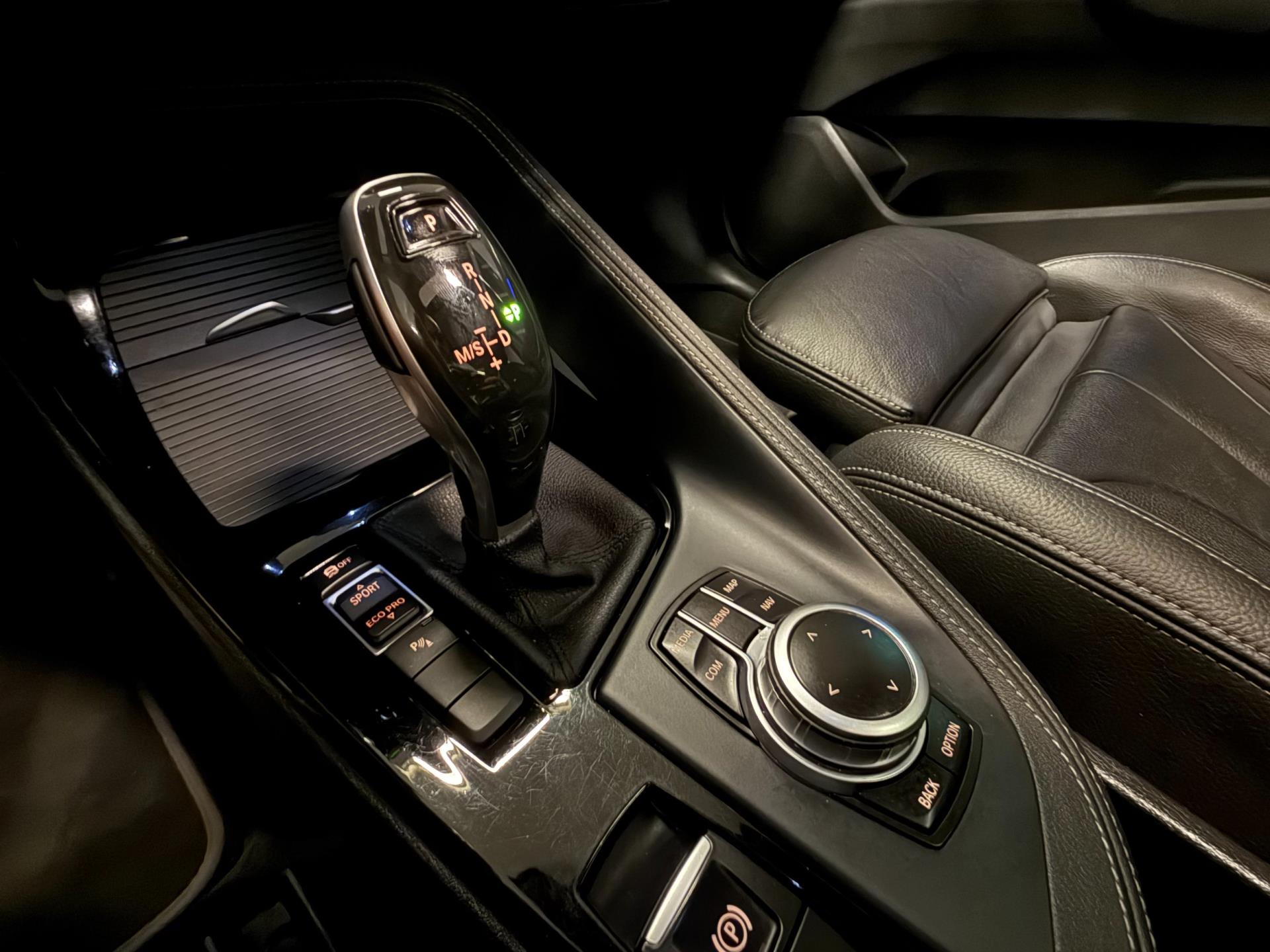 Foto van BMW X1 Sdrive18i