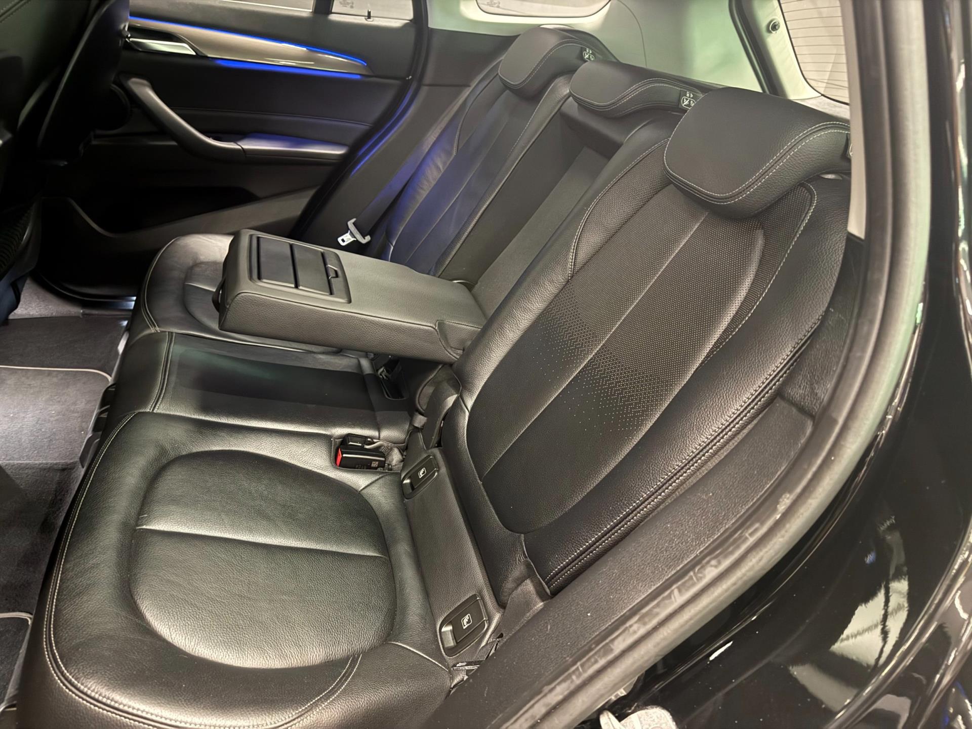 Foto van BMW X1 Sdrive18i