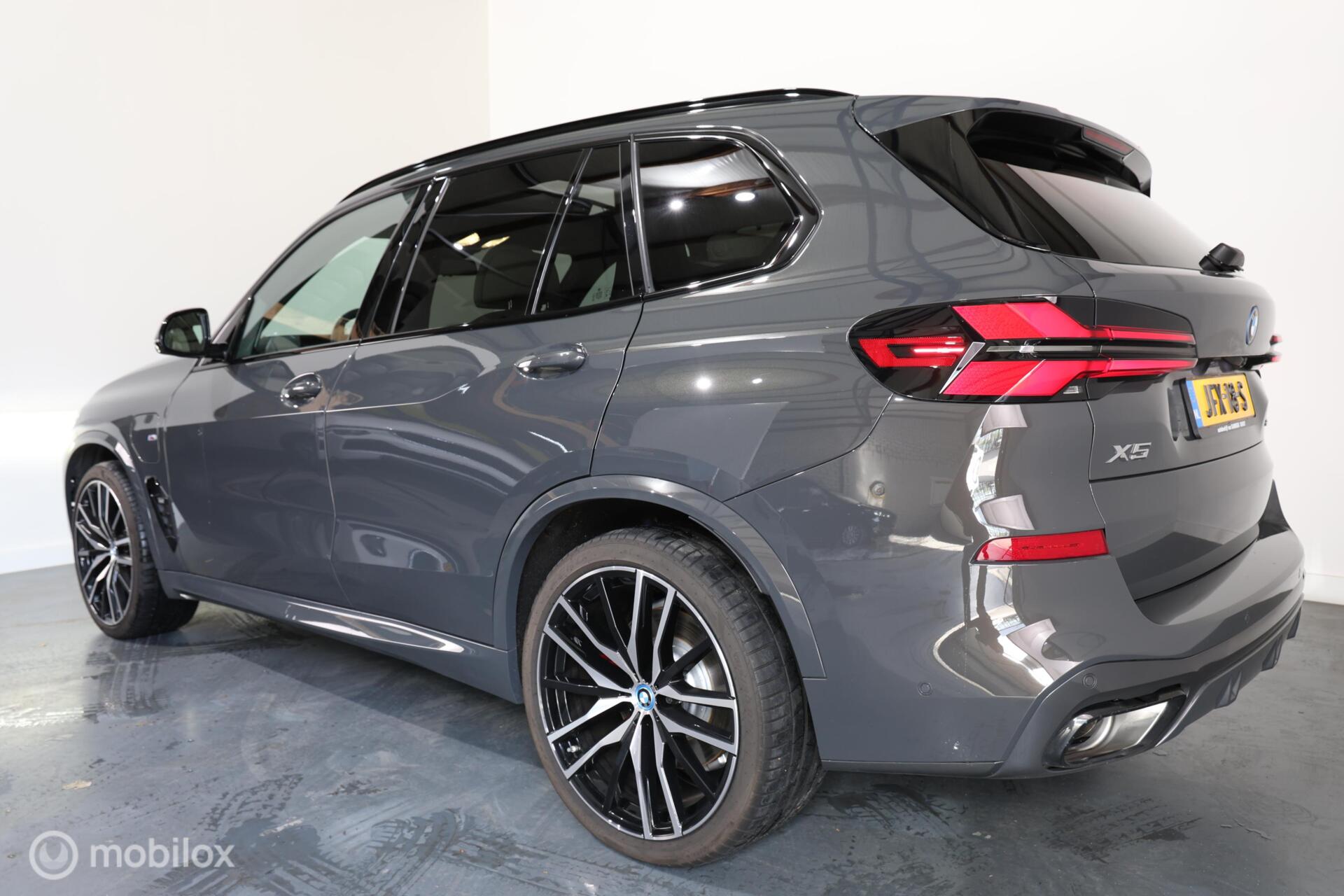 Foto van BMW X5 Xdrive50e