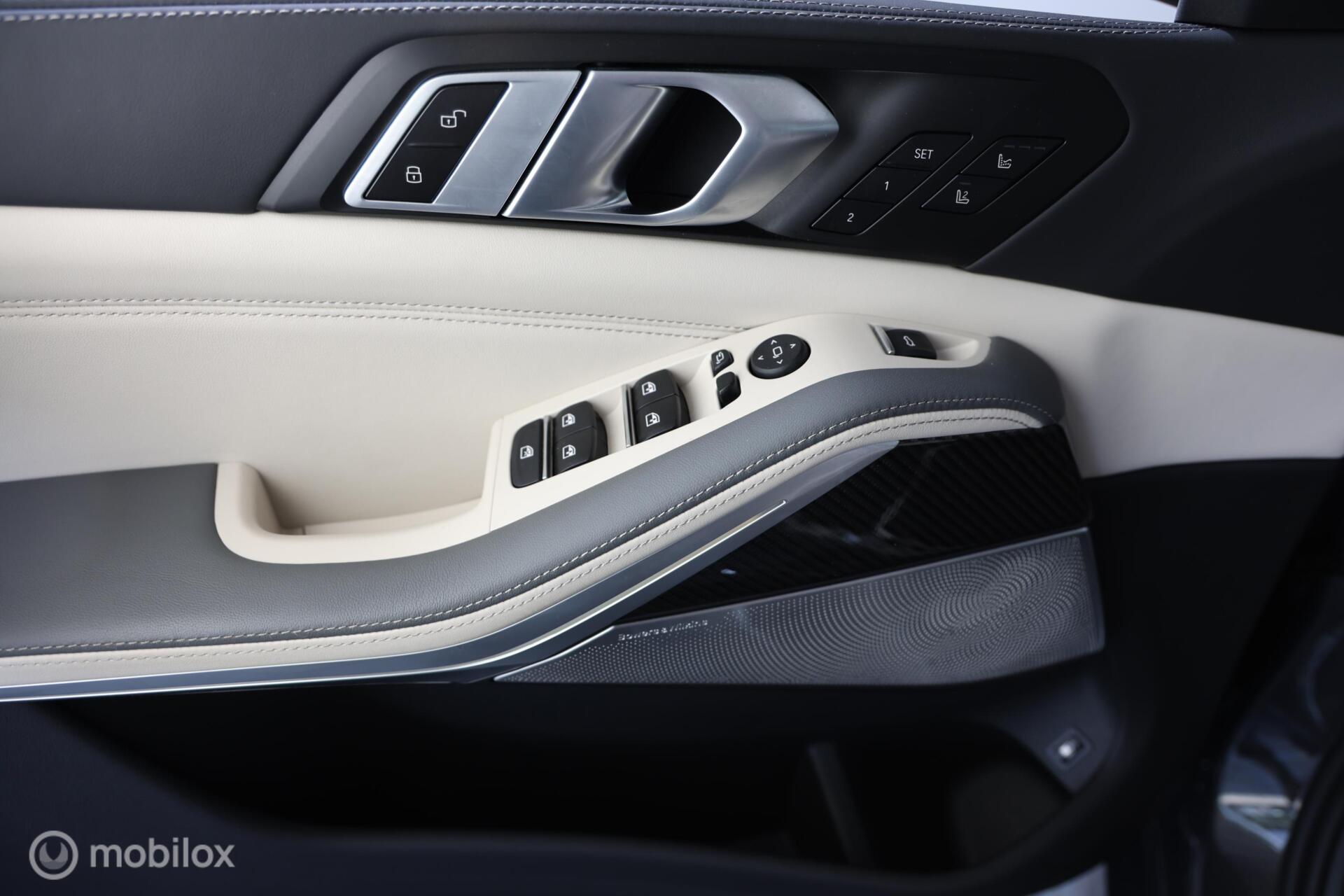 Foto van BMW X5 Xdrive50e