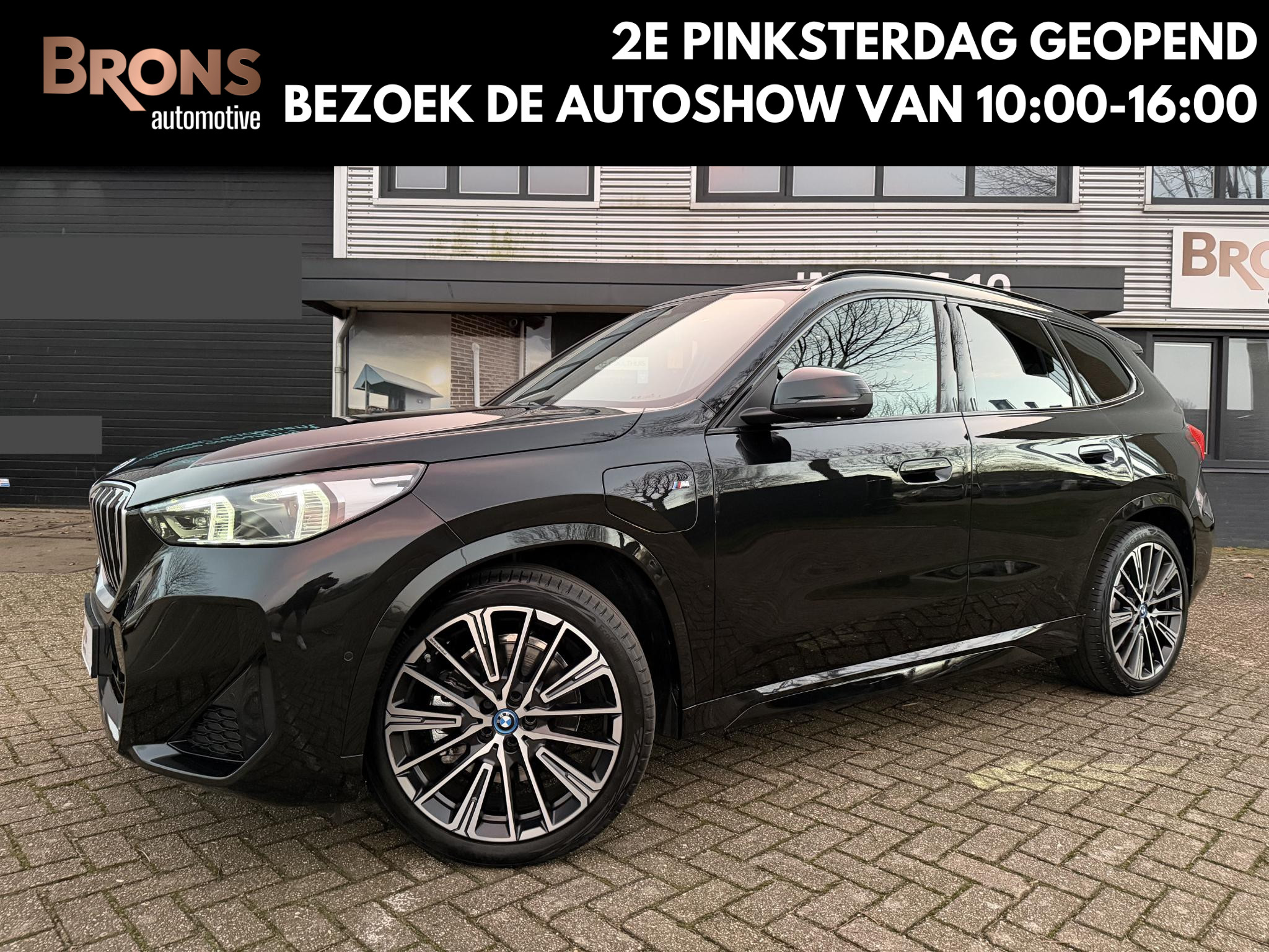 Foto van BMW X1 XDRIVE30E