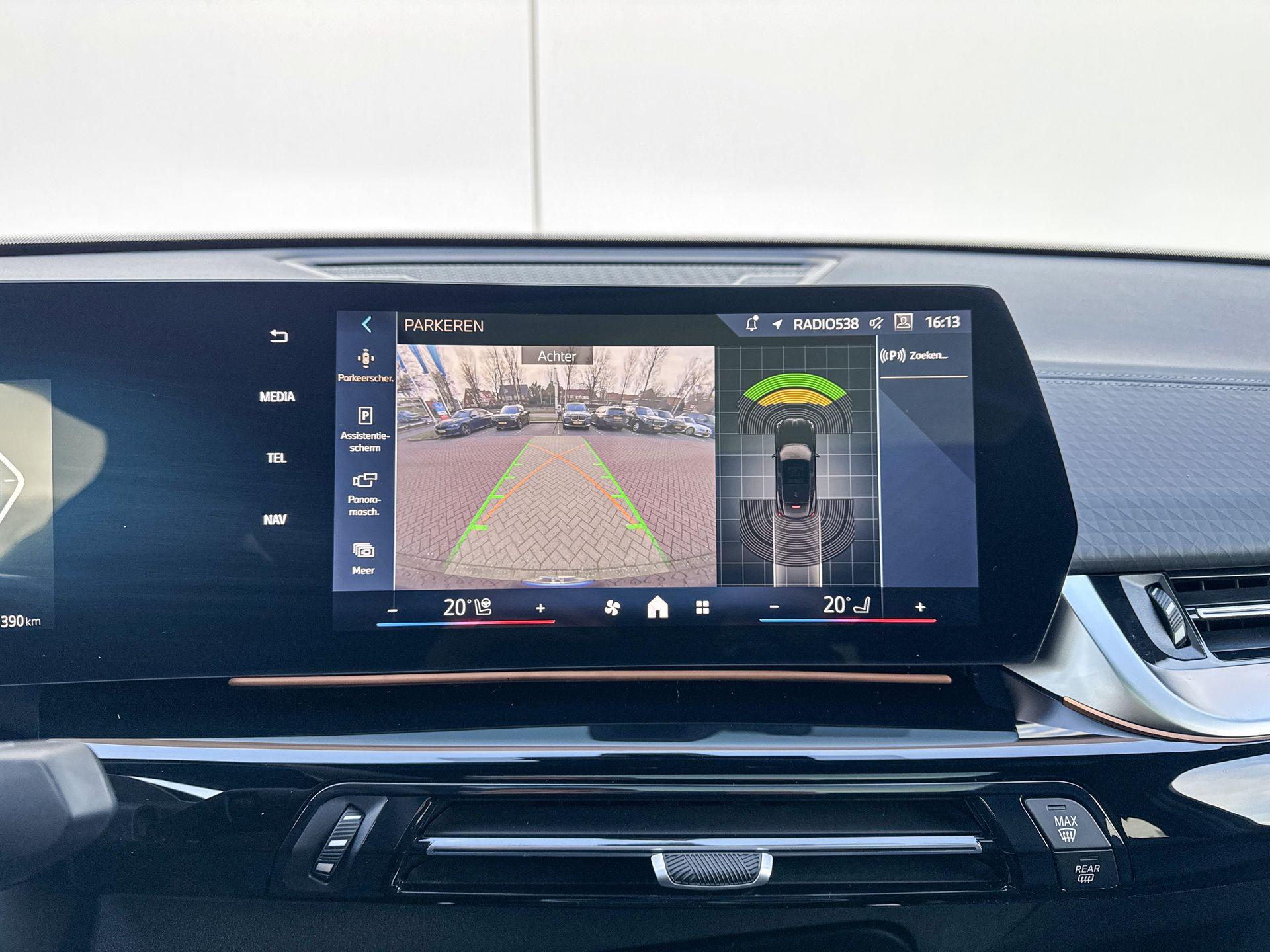 Foto van BMW Ix2 Edrive20