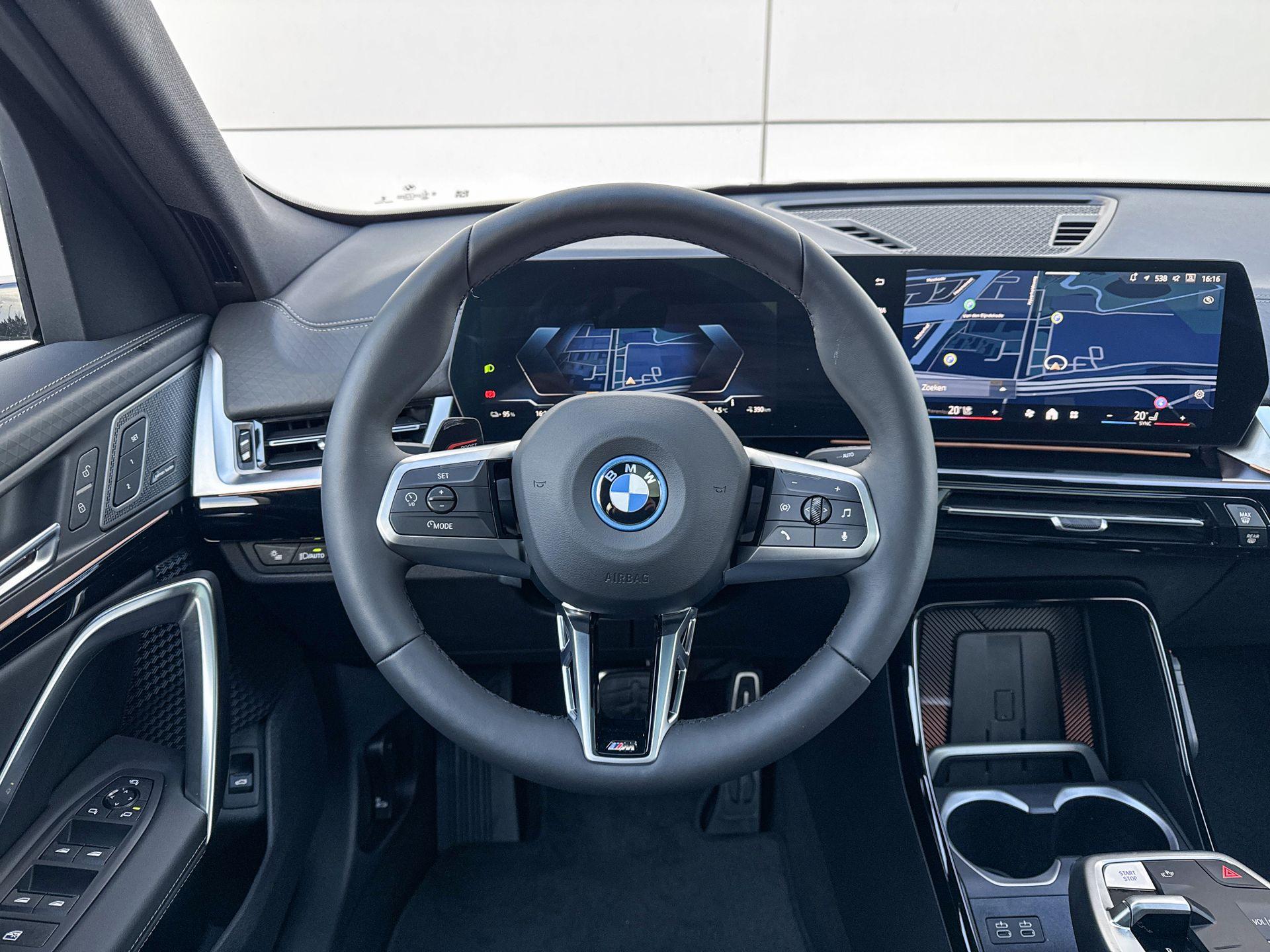 Foto van BMW Ix2 Edrive20