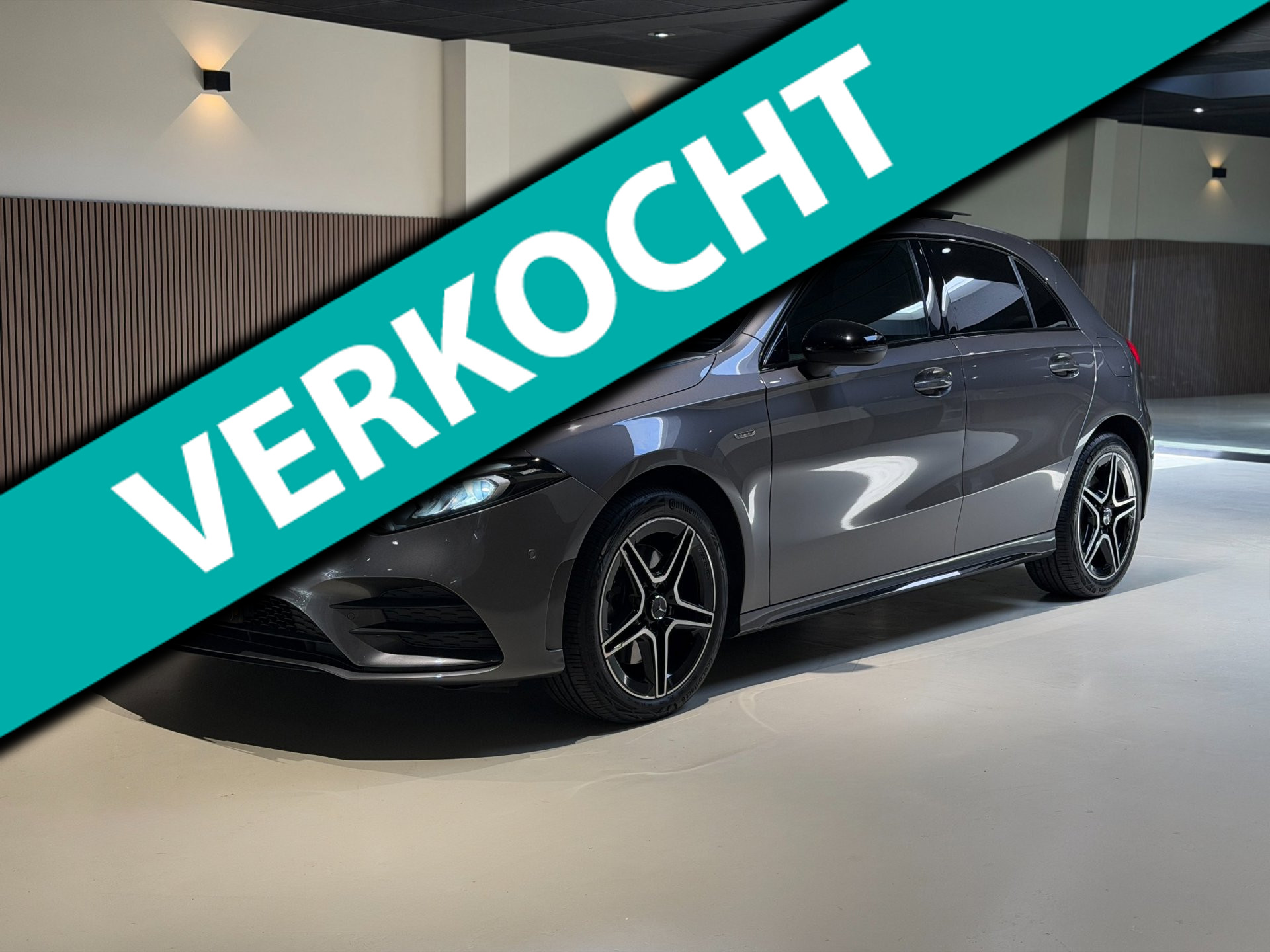 Mercedes-Benz A 250 E 250 e Edition|Pano|Night Pack|Sfeer|Camera|BTW 2022 - voorkant