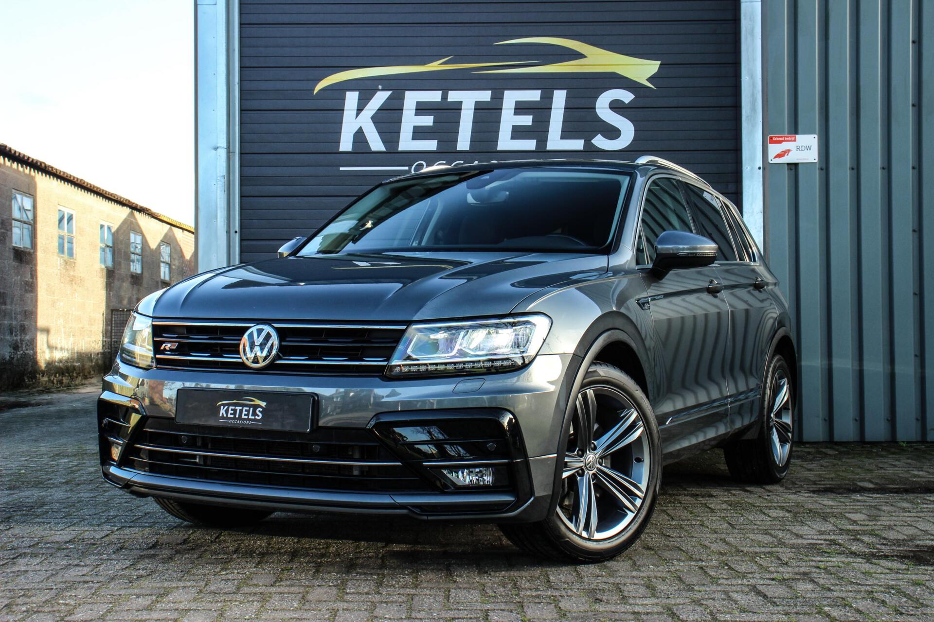 Volkswagen Tiguan 2.0 TSI DSG 4MOTION R-line Trekhaak, Virtual 2018 - voorkant