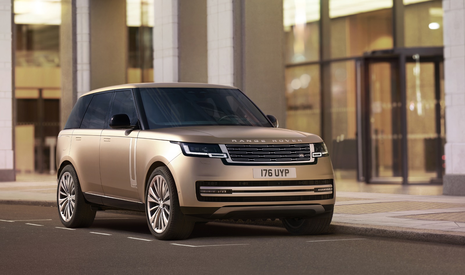 Land Rover Range Rover 3.0 P400 HSE MHEV 2022 - voorkant