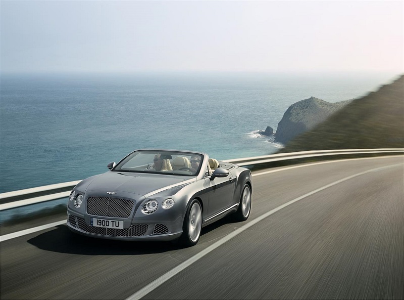 Bentley Continental GTC 4.0 V8S 2015 - voorkant