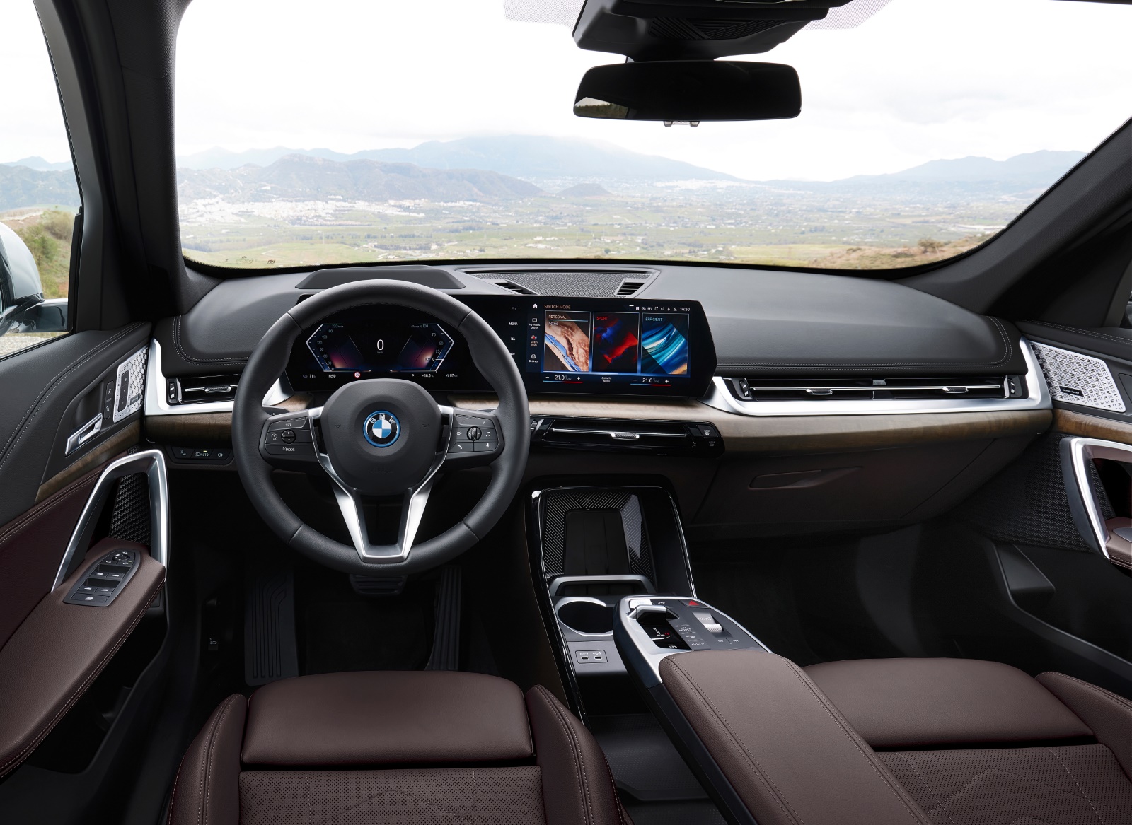 Foto van BMW Ix1