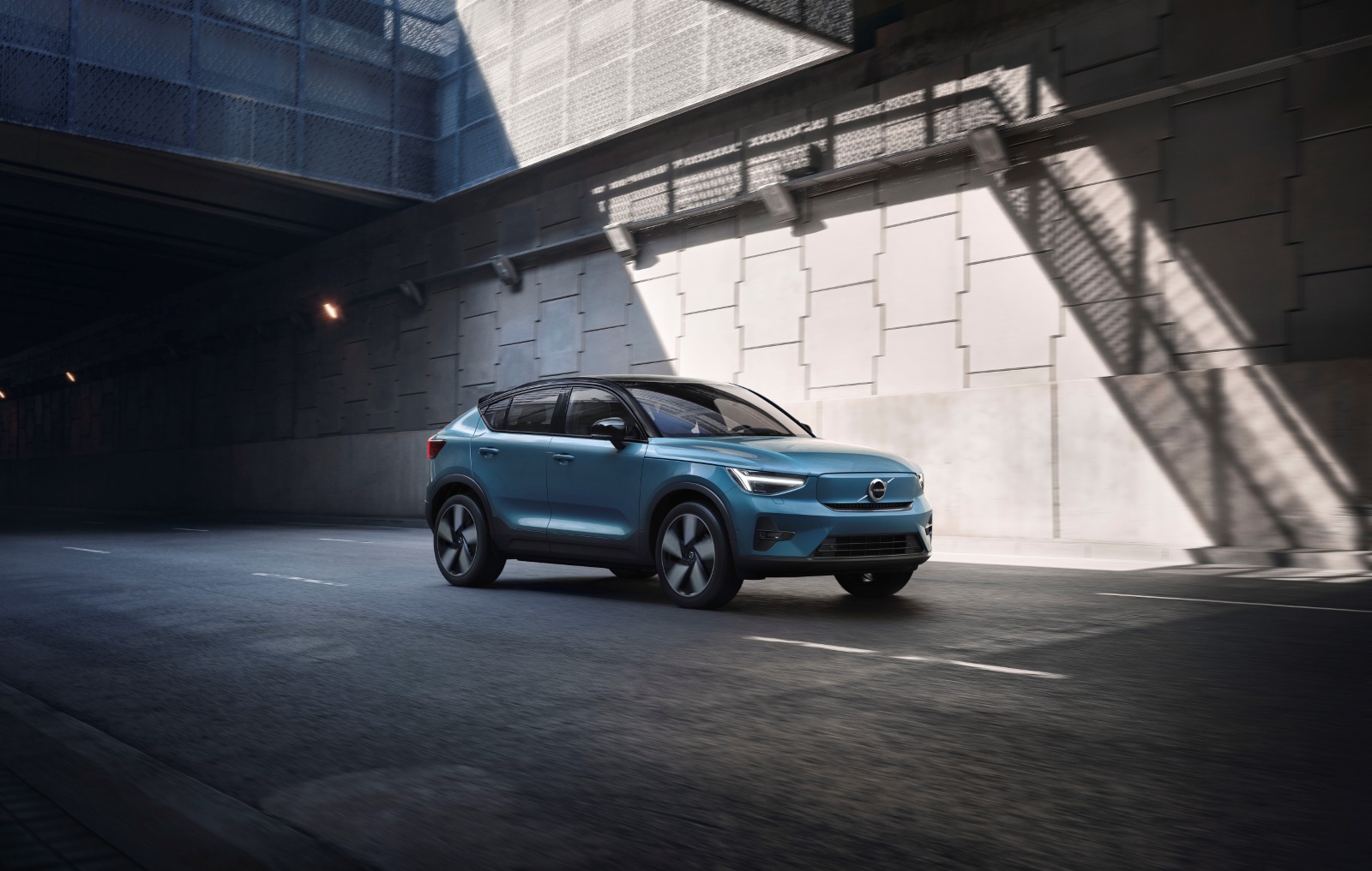 Volvo C40 Recharge Twin Intro Edition 78 kWh 2021 - voorkant