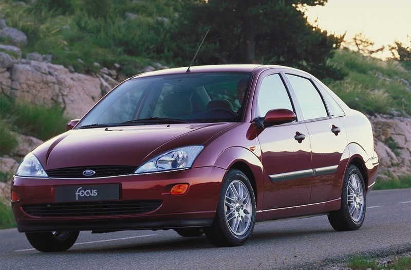 Ford Focus 2.0-16V Ghia 2003 - voorkant