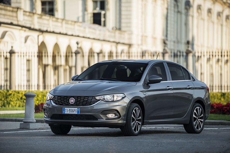 Fiat Tipo 1.3 MultiJet Lounge 2016 - voorkant