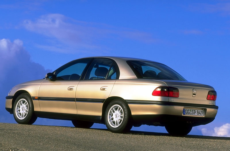 Foto van Opel Omega