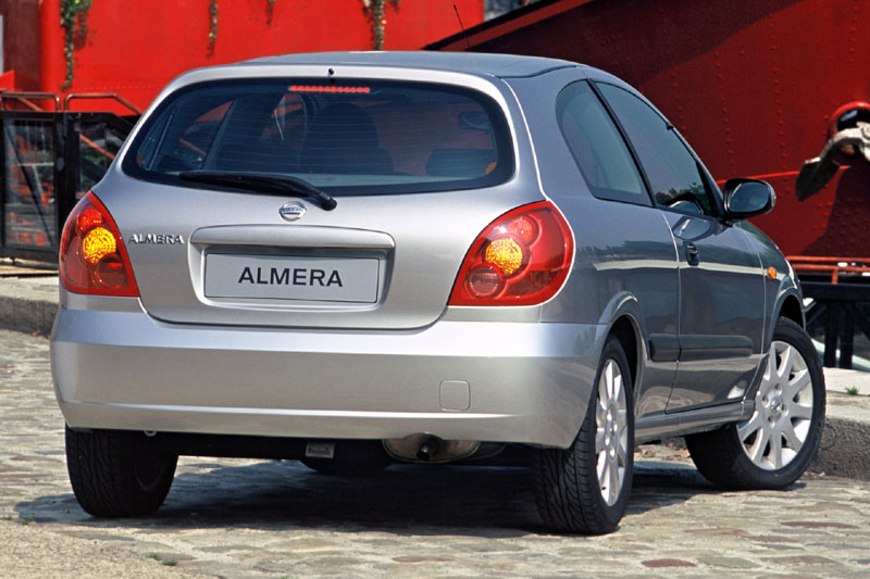 Foto van Nissan Almera