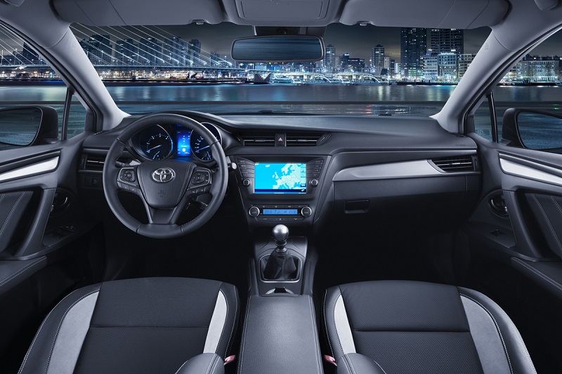 Foto van Toyota Avensis Touring Sports