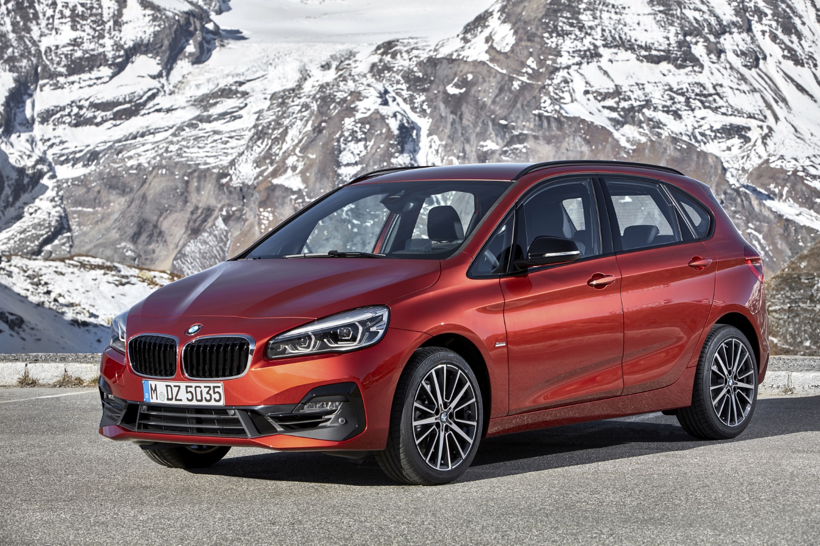 BMW 2-serie Active Tourer 216d Executive 2018 - voorkant