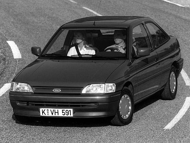 Ford Escort 2.0 RS Cosworth 1994 - voorkant
