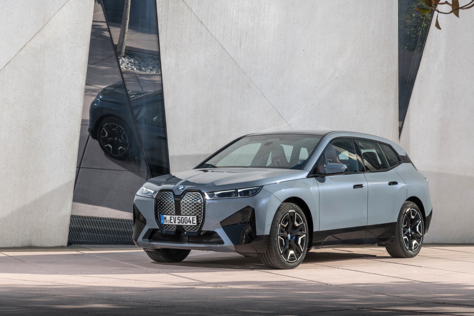 BMW Ix xDrive40 High Executive 77 kWh 2021 - voorkant