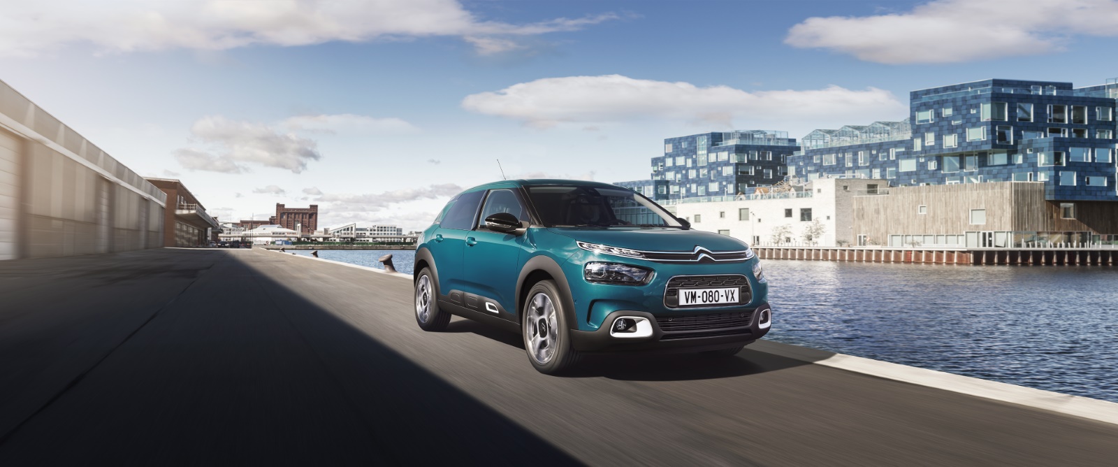 Citroen C4 Cactus 1.2 PureTech Business 2018 - voorkant