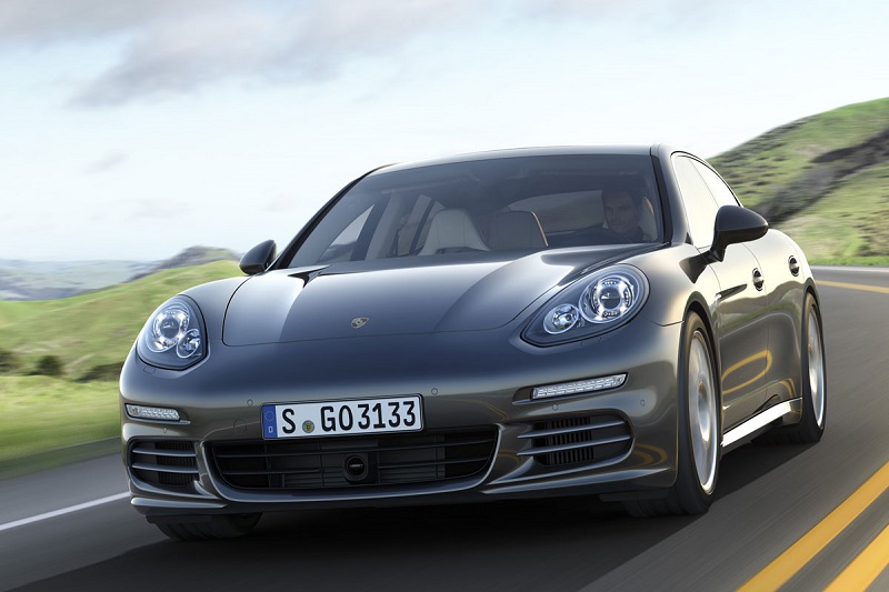 Porsche Panamera 3.0 S E-Hybrid 2014 - voorkant