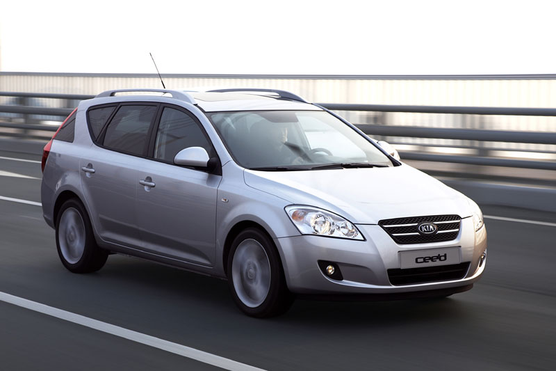 Kia Cee'd Sporty Wagon 1.6 X-tra ISG 2009 - voorkant